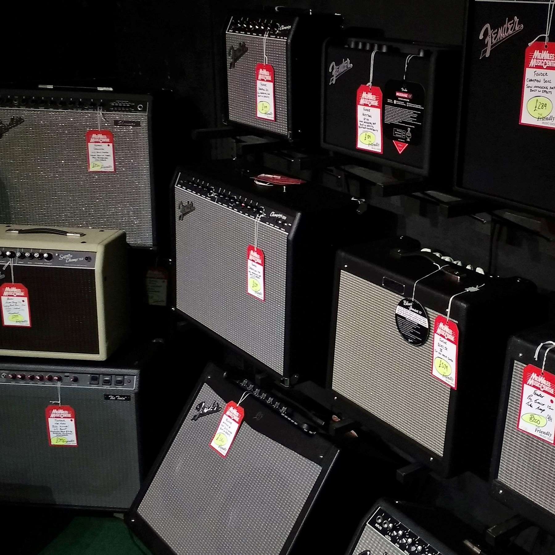 Fender amplifier display